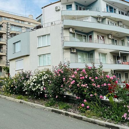Апартаменти "Бриз" Свети-Влас Экстерьер фото